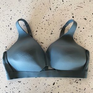 Cacique | lightly lined no wire Bra